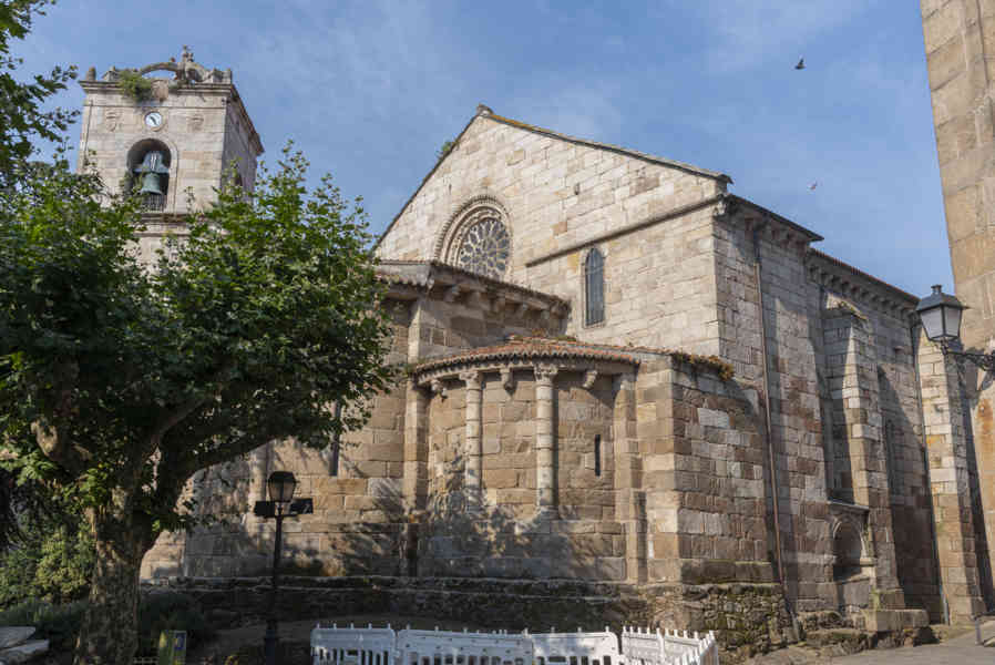 A Coruña 31 - iglesia de Santiago.jpg